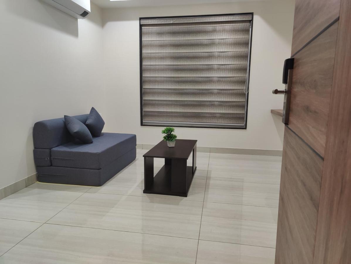 Rr Mount Elite Suites Csennai Kültér fotó